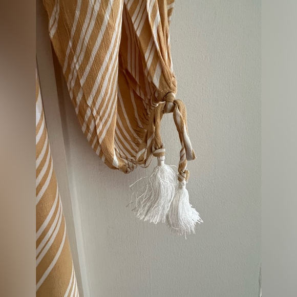 Faithfull the Brand Maxi Dress - Picture 5 of 10